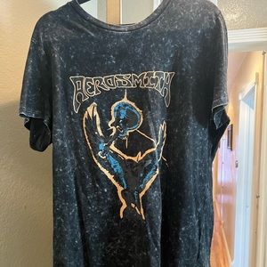 Womens graphic tee
